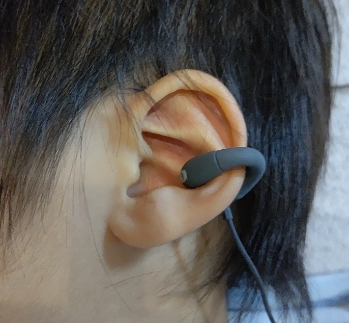 ambie wireless earcuffs(アンビー ワイヤレスイヤカフ)の口コミを紹介 